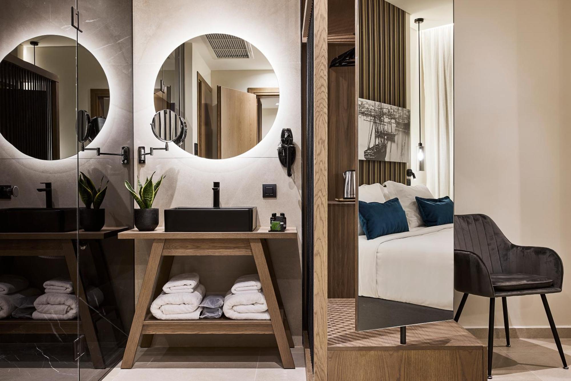 Athenarum Portus Life & Style Hotel Pireu Exterior foto