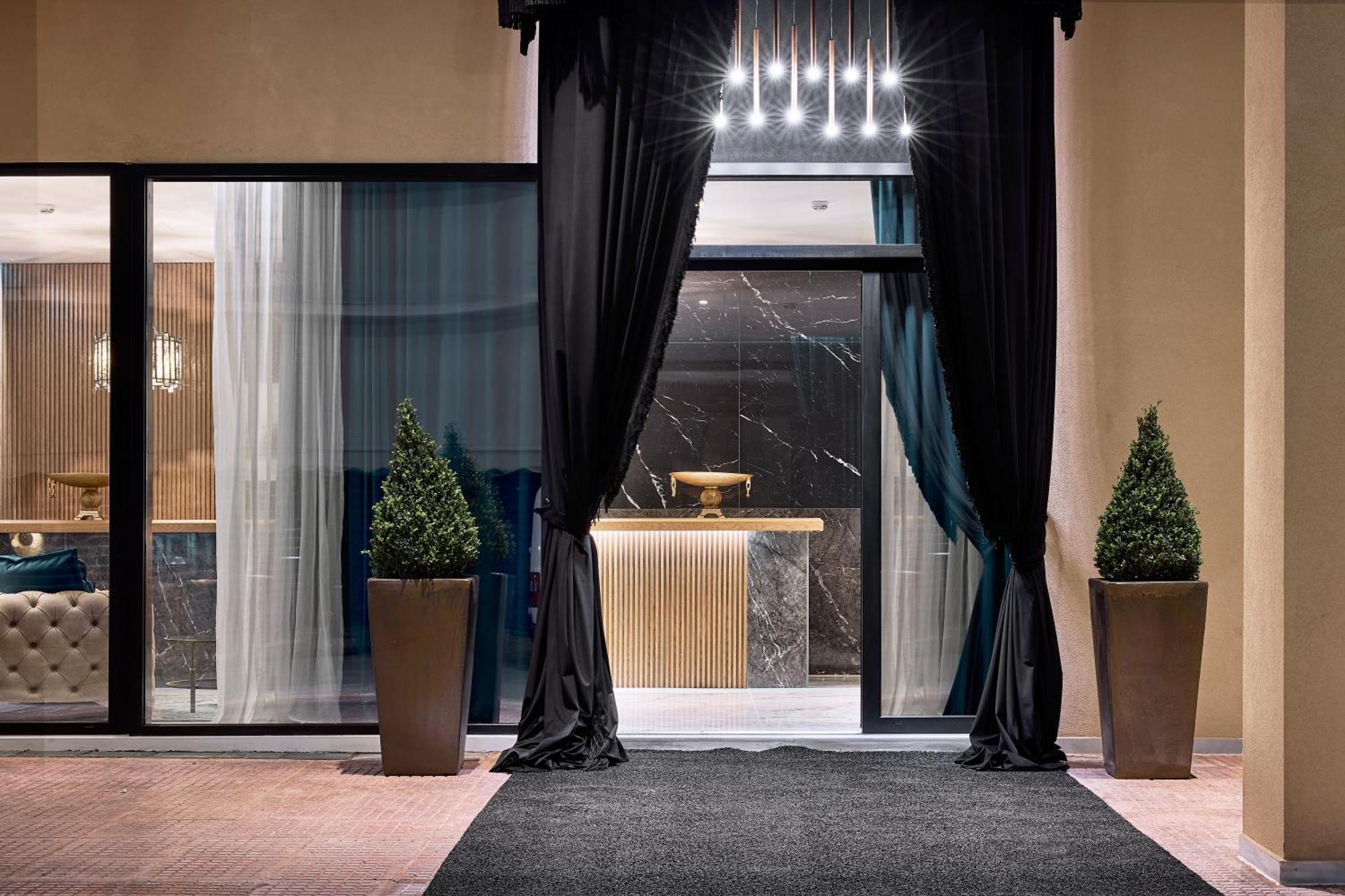 Athenarum Portus Life & Style Hotel Pireu Exterior foto